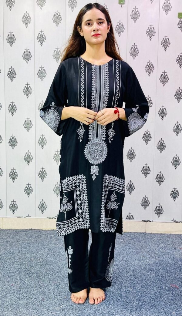 Lunar lace - Image 11