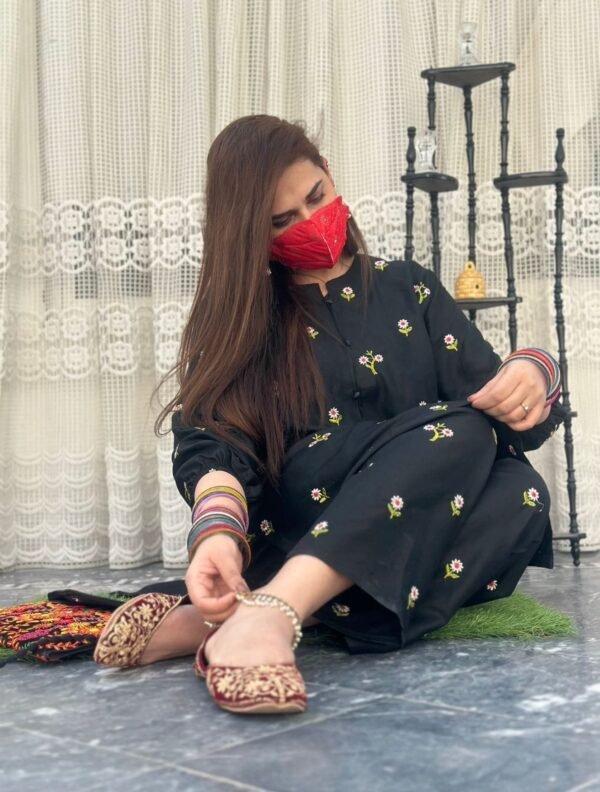 Petal Embroidered 2Pcs - Image 14
