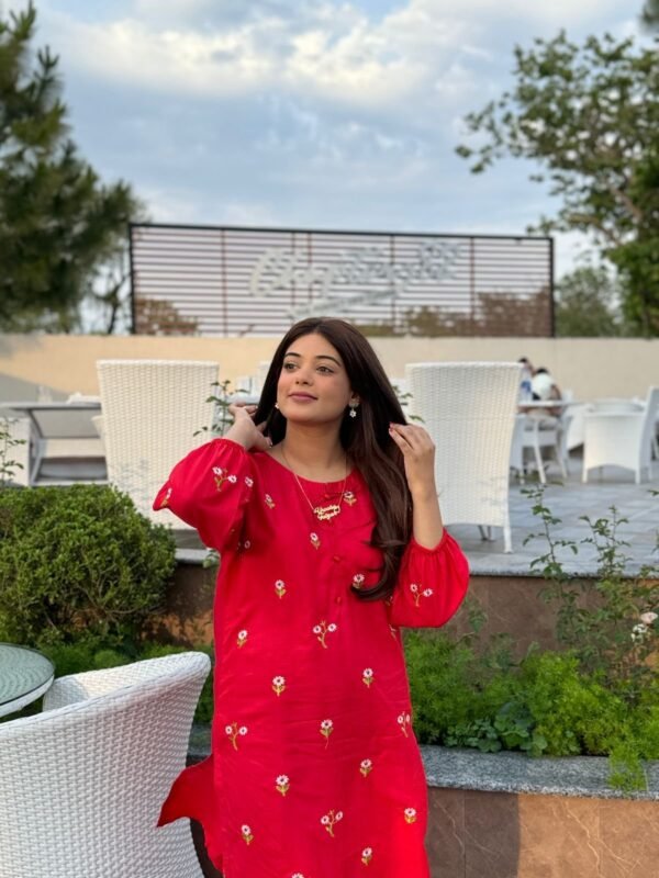 Petal Embroidered 2Pcs - Image 3